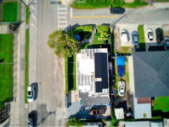 8401 NW 24th Pl, Miami FL 33147