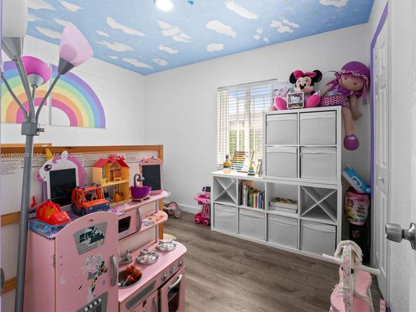 8401 NW 24th Pl, Miami FL 33147