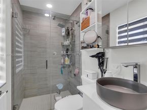 12225 SW 42nd St, Miami FL 33175