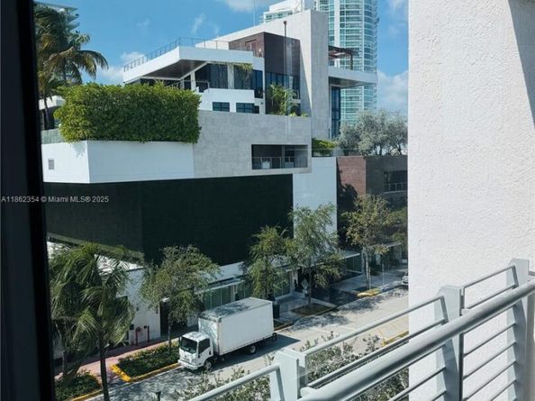 110 Washington Ave 1513, Miami Beach FL 33139