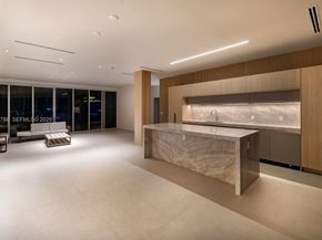 465 Brickell Ave 5701, Miami FL 33131