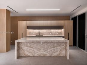 465 Brickell Ave 5701, Miami FL 33131