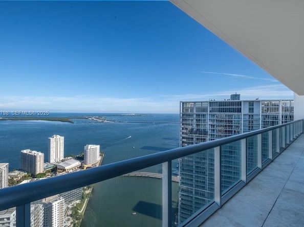 465 Brickell Ave 5701, Miami FL 33131