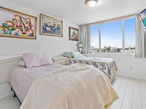 7135 Collins Ave 1425, Miami Beach FL 33141