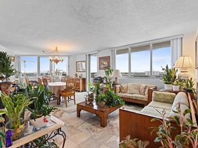 7135 Collins Ave 1425, Miami Beach FL 33141