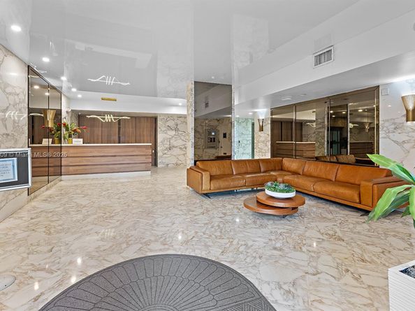 7135 Collins Ave 1425, Miami Beach FL 33141