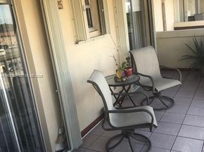 685 Miller Drive 404E, Miami Springs FL 33166