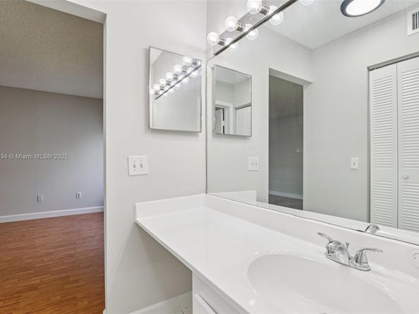 13290 SW 88th Ln A208, Miami FL 33186