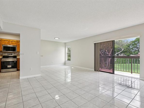 13290 SW 88th Ln A208, Miami FL 33186