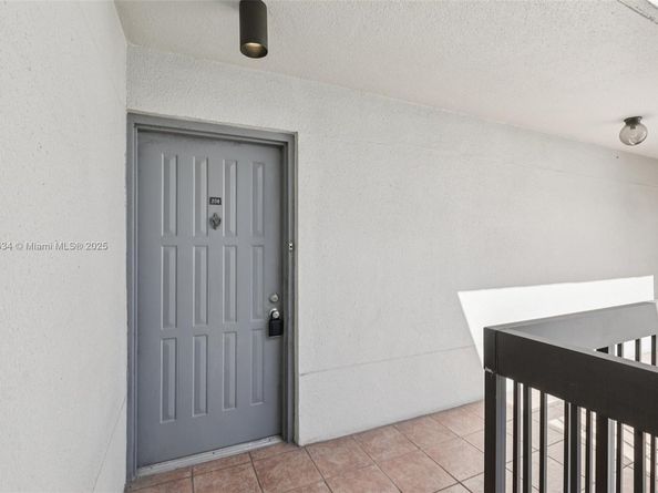 13290 SW 88th Ln A208, Miami FL 33186