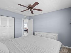 3050 NE 16th Ave 605, Oakland Park FL 33334