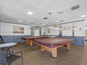 3050 NE 16th Ave 605, Oakland Park FL 33334