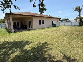 3560 NW 212th St, Miami Gardens FL 33056