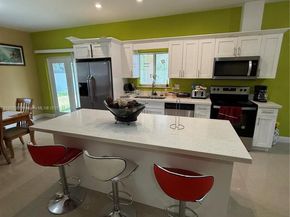 3560 NW 212th St, Miami Gardens FL 33056