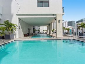 229 SW 9th St 502, Miami FL 33130