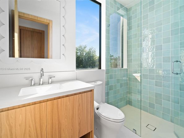 8625 NE 10th Ave, Miami FL 33138