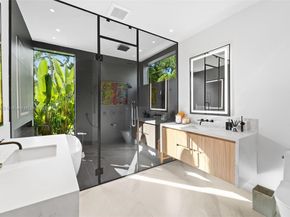 8625 NE 10th Ave, Miami FL 33138