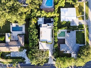 8625 NE 10th Ave, Miami FL 33138