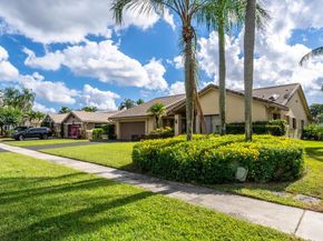 9272 NW 18th St, Plantation FL 33322