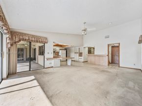 9272 NW 18th St, Plantation FL 33322