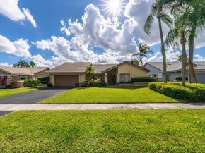 9272 NW 18th St, Plantation FL 33322