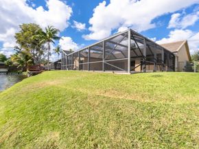 9272 NW 18th St, Plantation FL 33322