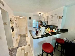 2106 S Cypress Bend Dr 107, Pompano Beach FL 33069