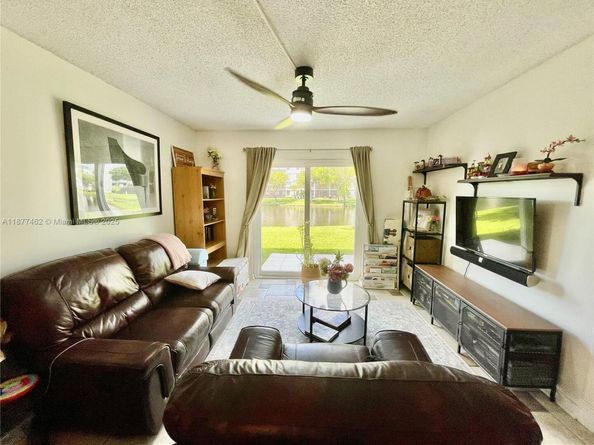 2106 S Cypress Bend Dr 107, Pompano Beach FL 33069