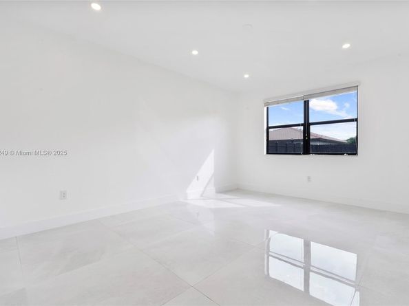 11734 SW 240th Ter, Homestead FL 33032