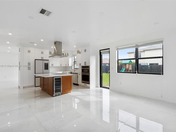 11734 SW 240th Ter, Homestead FL 33032