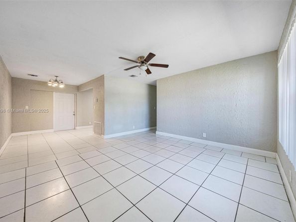 1560 NW Sunset Strip, Sunrise FL 33313
