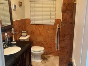 7521 SW 57th Ter, Miami FL 33143