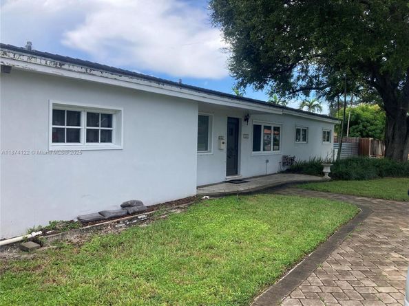 7521 SW 57th Ter, Miami FL 33143