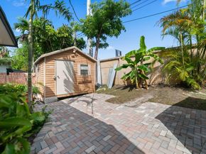 930 NE 182nd Ter, North Miami Beach FL 33162