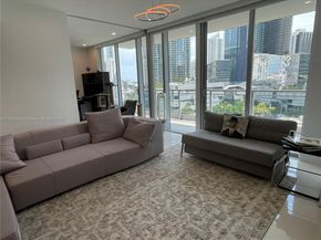 92 SW 3rd St 1602, Miami FL 33130