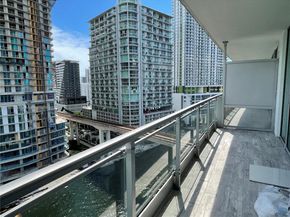 92 SW 3rd St 1602, Miami FL 33130