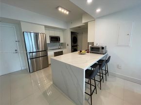 92 SW 3rd St 1602, Miami FL 33130