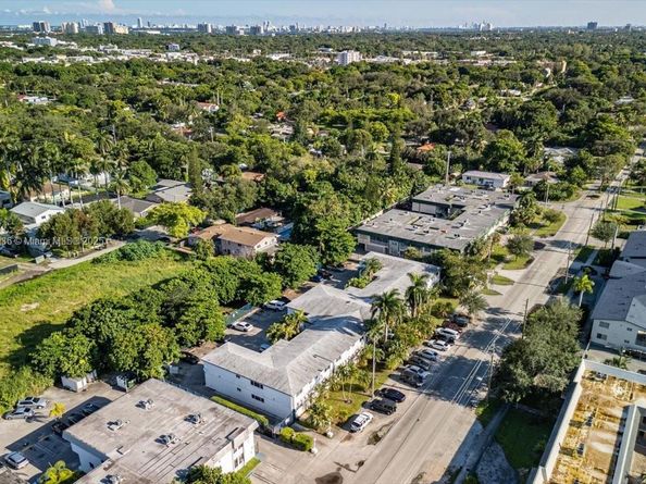 13201 Memorial Hwy, North Miami FL 33161