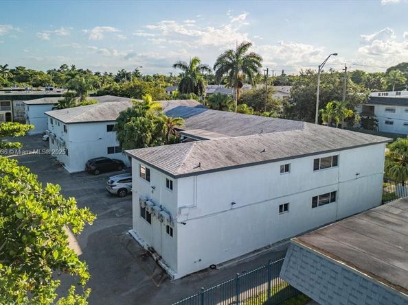 13201 Memorial Hwy, North Miami FL 33161
