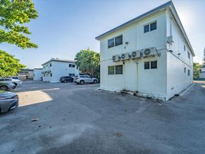 13201 Memorial Hwy, North Miami FL 33161