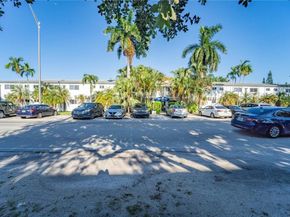 13201 Memorial Hwy, North Miami FL 33161