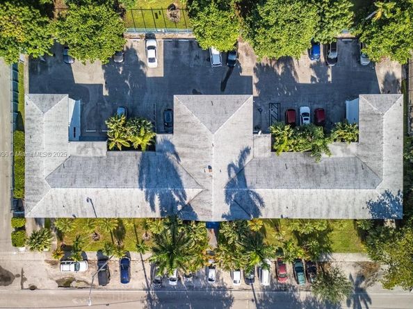 13201 Memorial Hwy, North Miami FL 33161