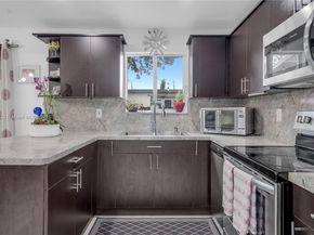 3020 NW 45th St, Miami FL 33142