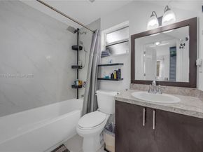 3020 NW 45th St, Miami FL 33142