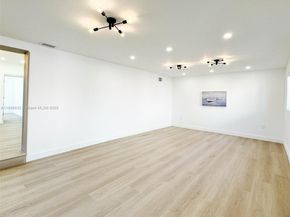 1040 NE 143rd ST, North Miami FL 33161