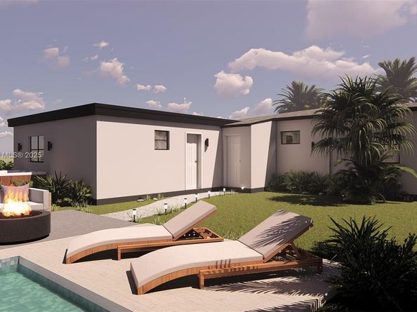 1040 NE 143rd ST, North Miami FL 33161