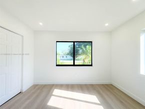 1040 NE 143rd ST, North Miami FL 33161