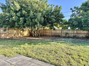 6340 Washington St, Hollywood FL 33023