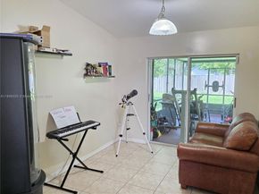 22037 SW 129th Ave, Miami FL 33170