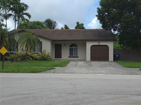 22037 SW 129th Ave, Miami FL 33170